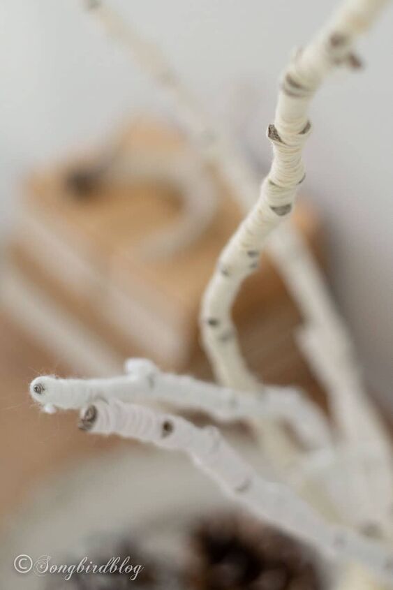 como fazer ramos decorativos envolvidos com fios