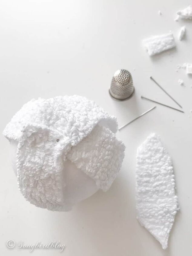 como fazer bolas de neve de tecido