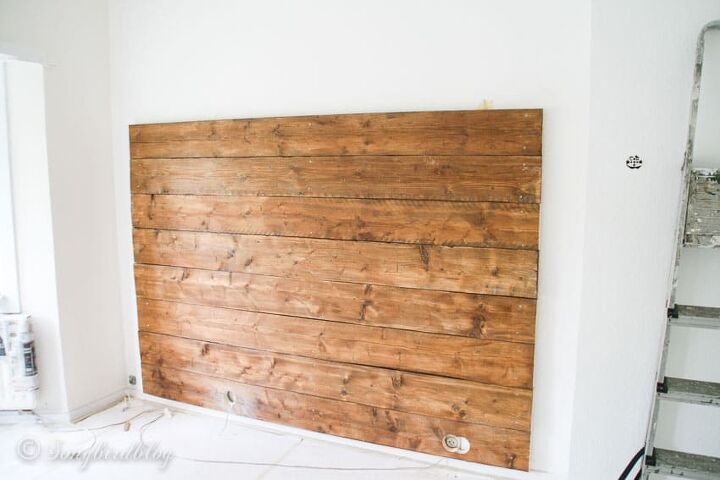 reclaimed wood headboard diy tutorial