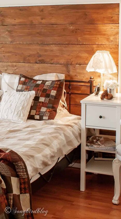 reclaimed wood headboard diy tutorial, How to make your bedroom all cozy for fall