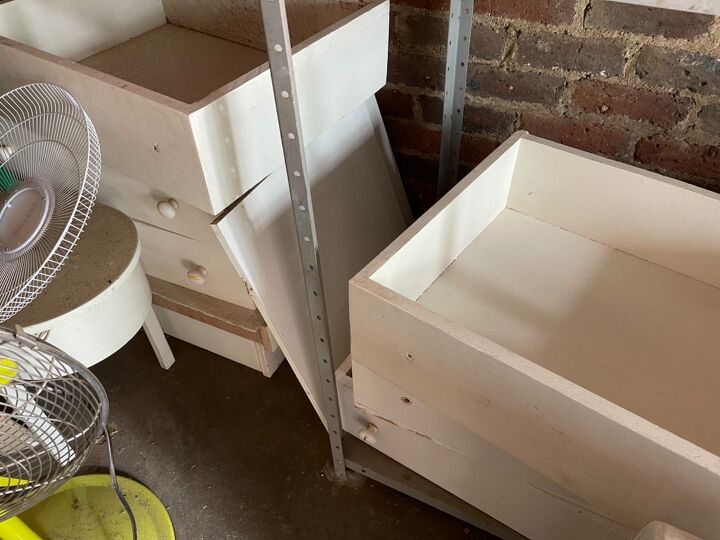 How to Start a Business Making Coffee Tables