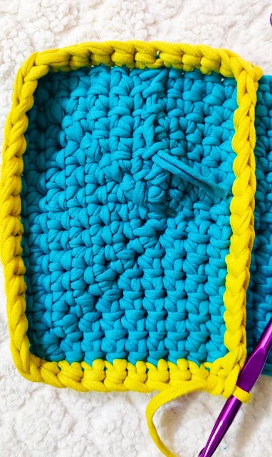 toy truck crochet storage basket with tshirt yarn
