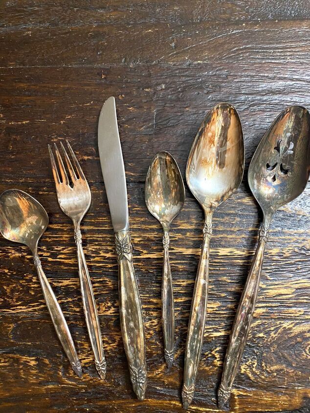 Sparkle and Shine: How to Easily Remove Tarnish from Silver Hometalk Sparkle and Shine: How to Easily Remove Tarnish from Silver Hometalk