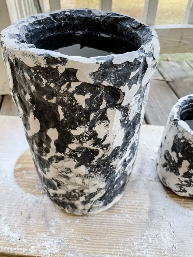 jarrones de arcilla de imitacin crea una impresionante decoracin negra para el hogar