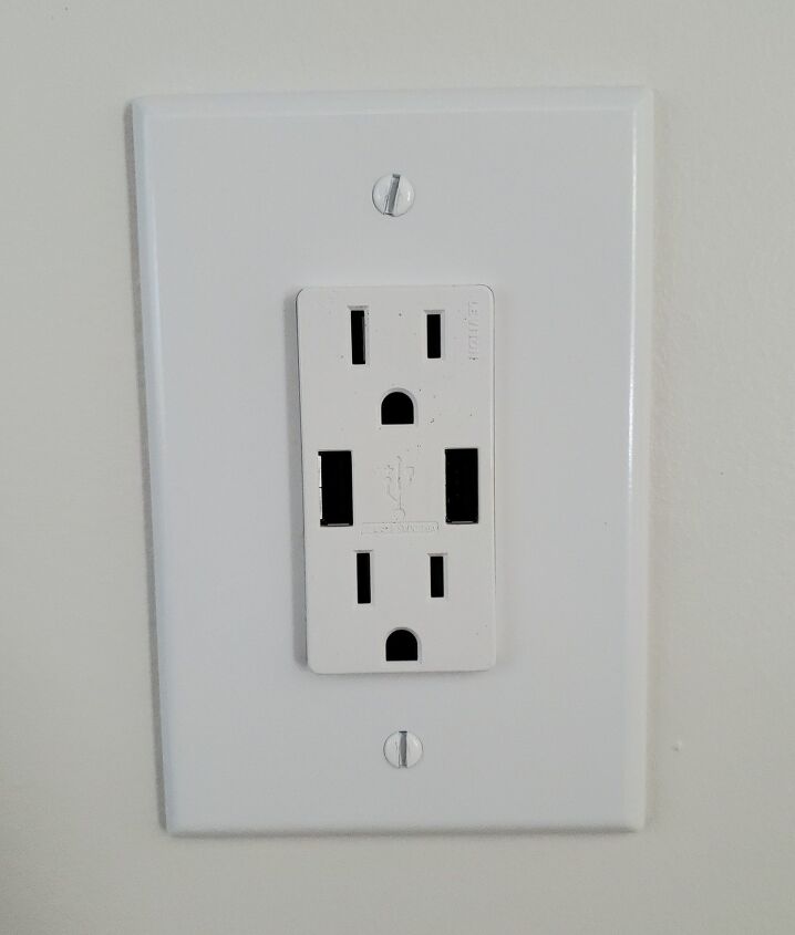 installing a usb charger outlet