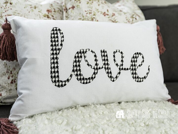 how to make a no sew valentine pillow cover