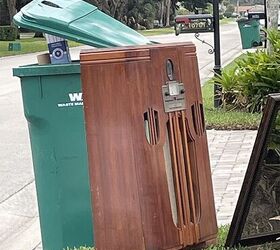 She saved this old radio cabinet from the curb & gave it the coolest, dual-purpose flip