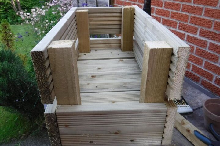 caja de madera para plantar