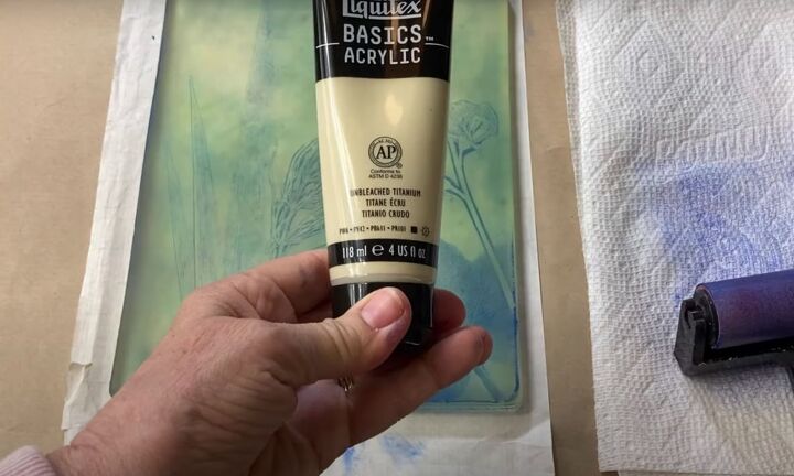 the surprisingly easy way to make your own botanical prints, Acrylic paint to be used for printing
