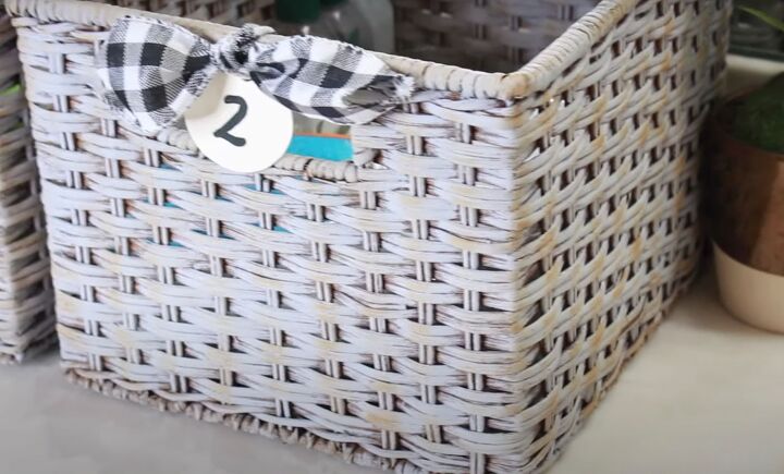 Are you looking for an easy way to create a unique aged driftwood-style finish on your baskets? An aged driftwood finish can give any basket a timeless and rustic feel. Creating this look doesn’t have to be complicated! All it takes is some simple supplies and the knowledge of how to create a driftwood finish DIY storage basket! With this helpful guide, I’ll show you step-by-step how to get that classic vintage feel in no time at all.