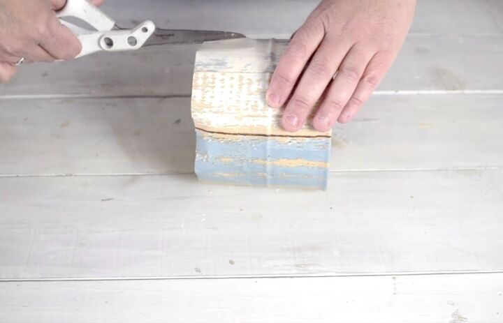 a step by step guide to decorating with upcycled cookie tins, Repurpose cookie tins