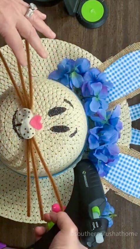 cmo hacer una corona de conejo con sombrero de sol de dollar tree
