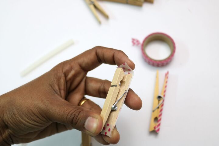 how to make a pretty clothespin valentine s day wreath in under an h