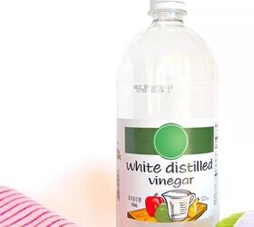 how to get rid of pink mold, white distilled vinegar bottle
