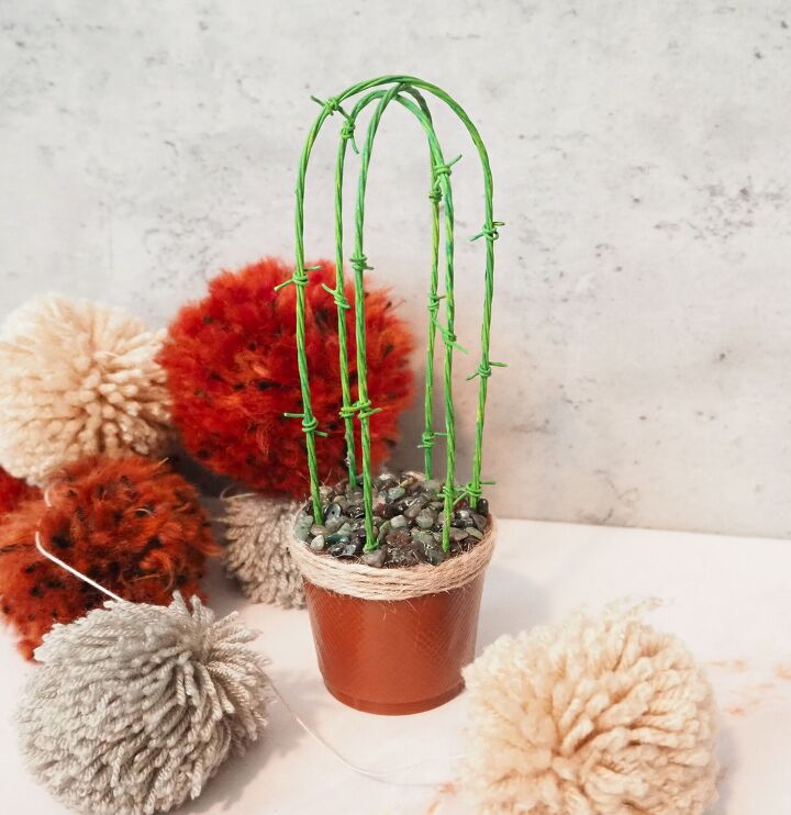 cactus de resina y alambre para decorar