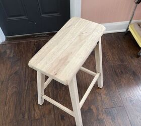 She took the finish off of these old stools & gave them a bright & cheery flip we'd never seen before