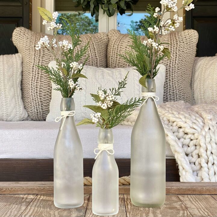 decoracin de invierno con botellas de vidrio esmerilado