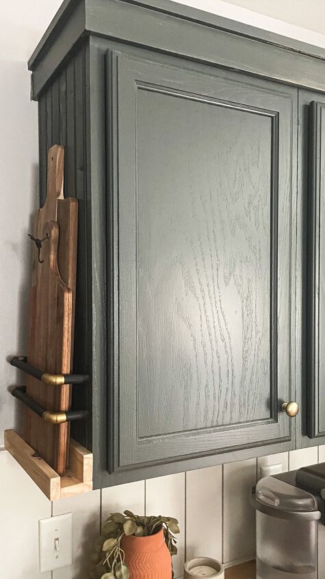 diy cutting board storage hack