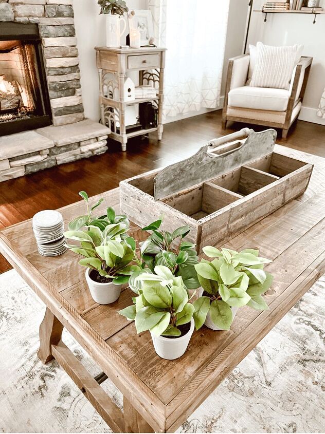 easy coffee table centerpiece, All the materials needed to come up with this easy coffee table centerpiece