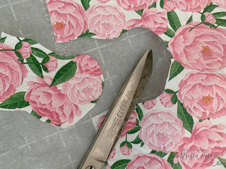 how to make decoupage easter eggs, Cut out whatever pattern you like