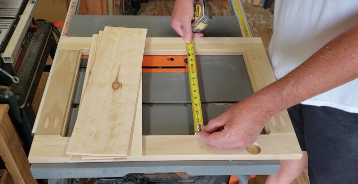 shaker style cabinet door with a pallet wood twist, Cutting panels to final dimension