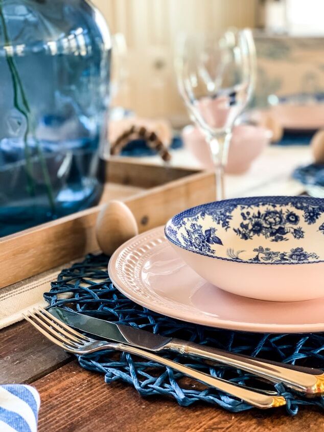 how to create a simple blue pink easter table