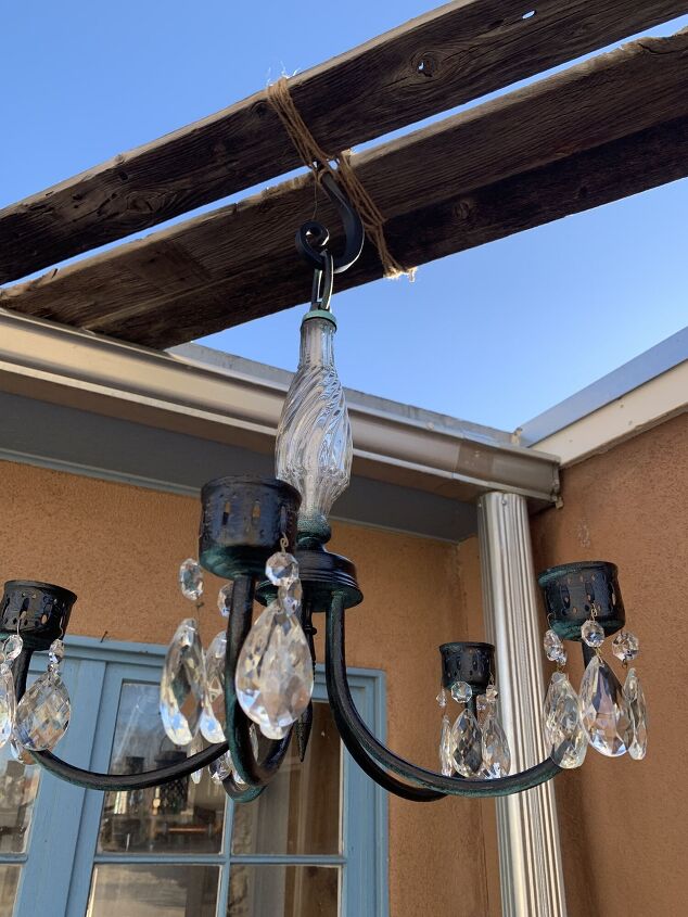 diy outdoor rustic bling chandelier luces solares para la noche