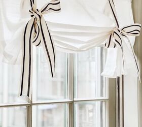 Cómo doblar y colgar cortinas con cenefa atada