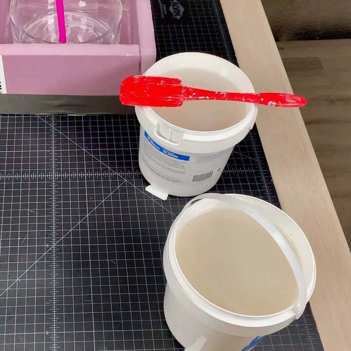 diy large concrete silicone mold for a planter