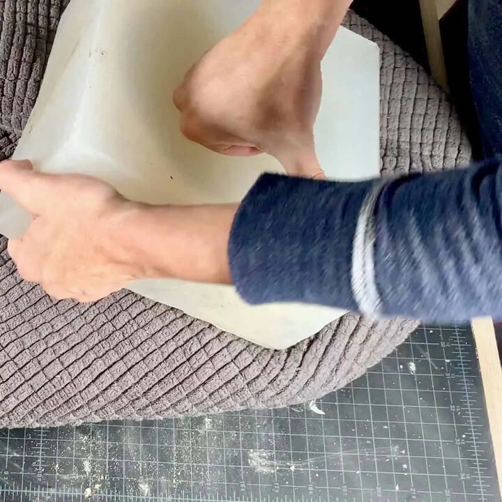 diy large concrete silicone mold for a planter