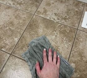 The nearly free way to clean your grout in minutes