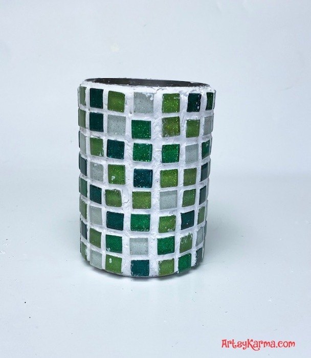 cmo hacer un jarrn de mosaico diy con una lata de sopa reciclada