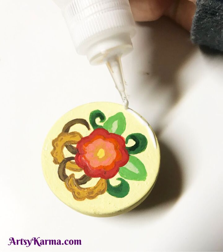 diy fun and colorful cabinet knobs