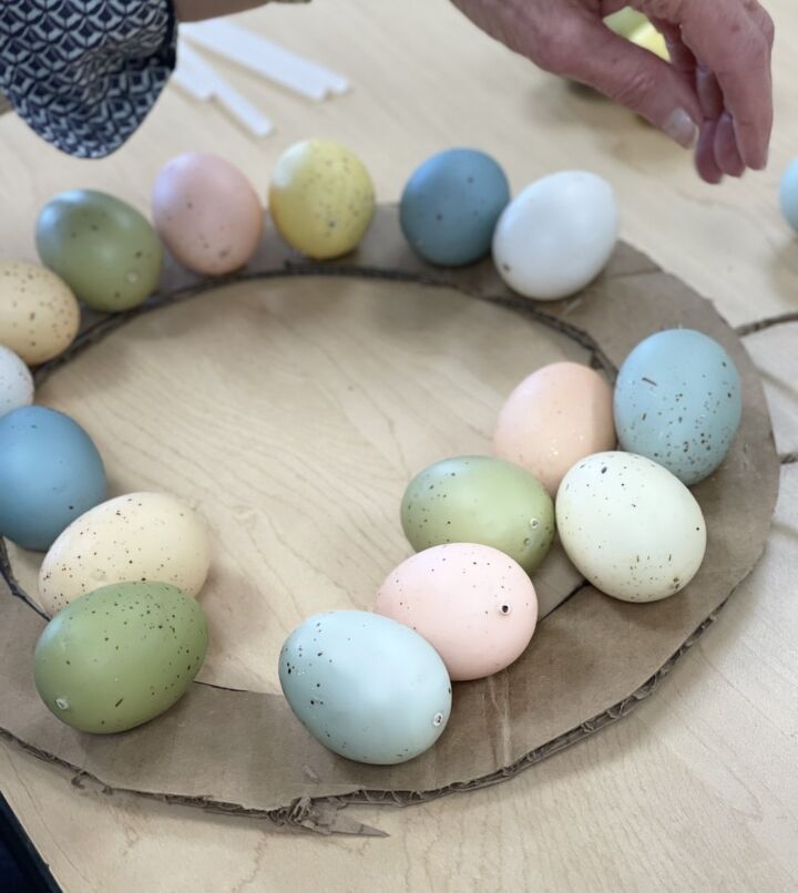easiest easter egg wreath