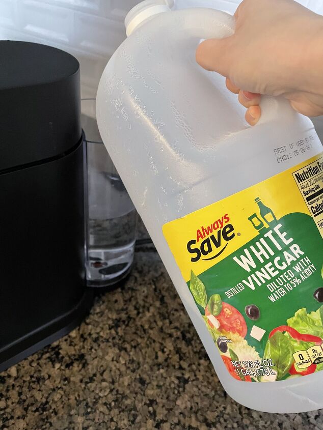 Step-by-Step Guide to Clean Your Nespresso Machine with Vinegar 3 How to Clean a Nespresso Machine in a Few Easy Steps | Hometalk