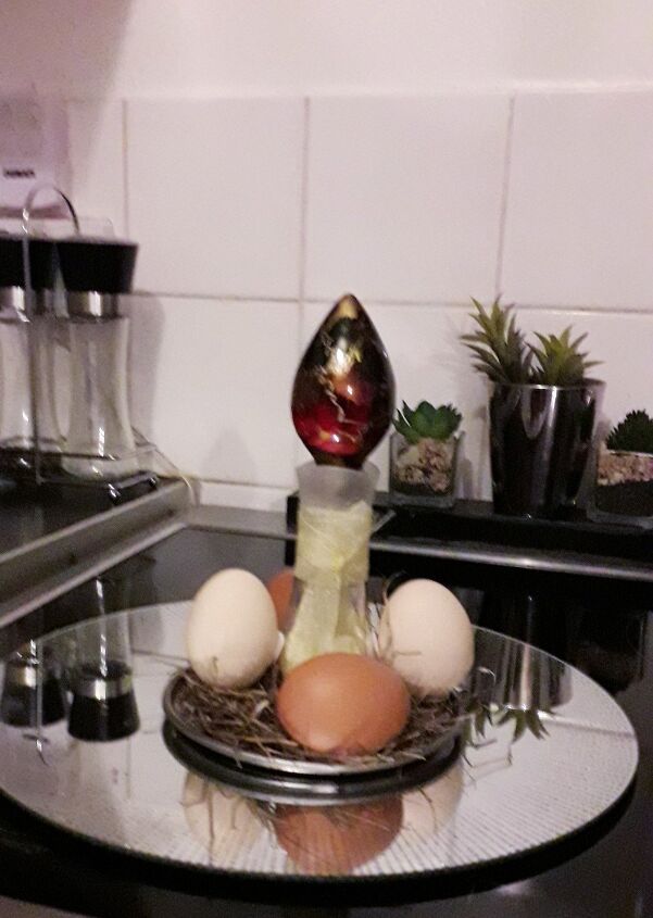 easter egg table centre piece