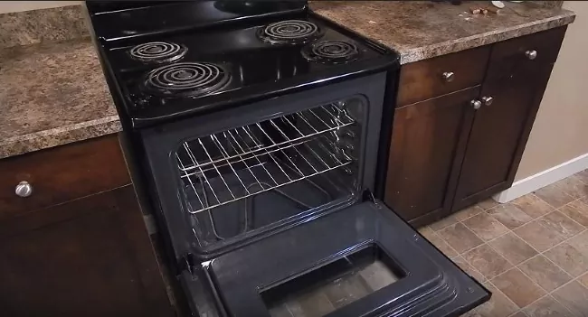 como substituir a resistncia do forno e quando faz lo, forno limpo com porta aberta e cooktop preto