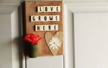 DIY Decoración de madera "Love Grows Here" (El amor crece aquí)