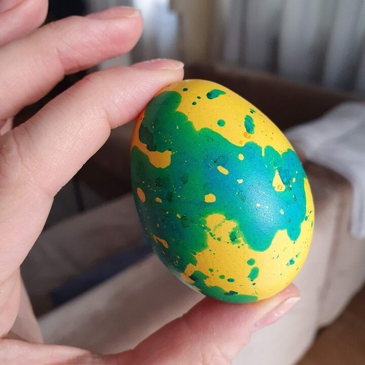 how to decorate easter eggs using oil