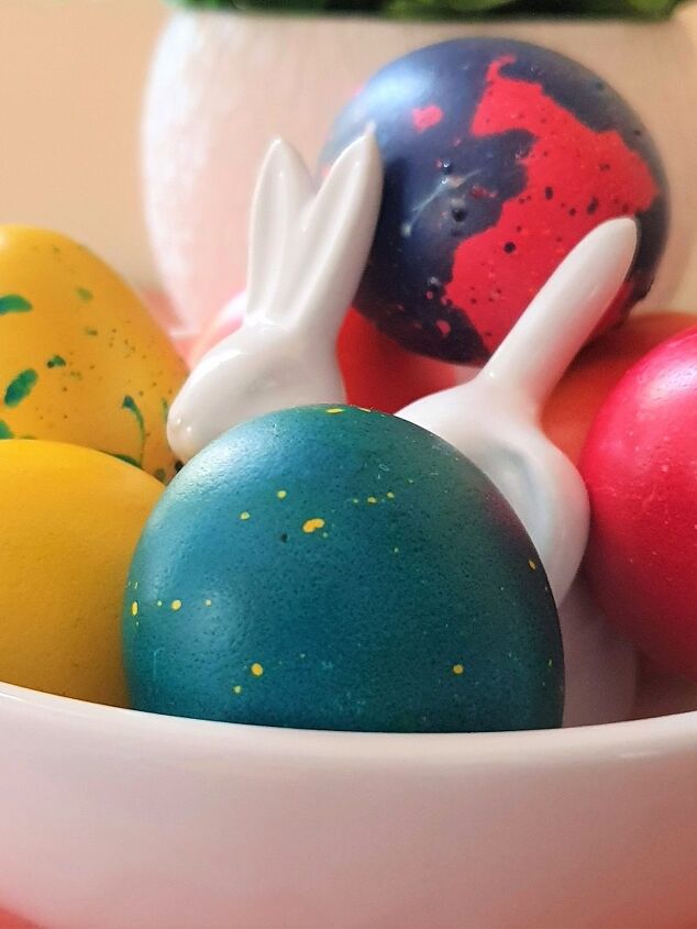 how to decorate easter eggs using oil