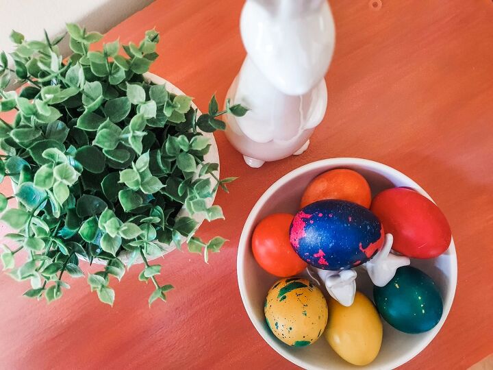 how to decorate easter eggs using oil