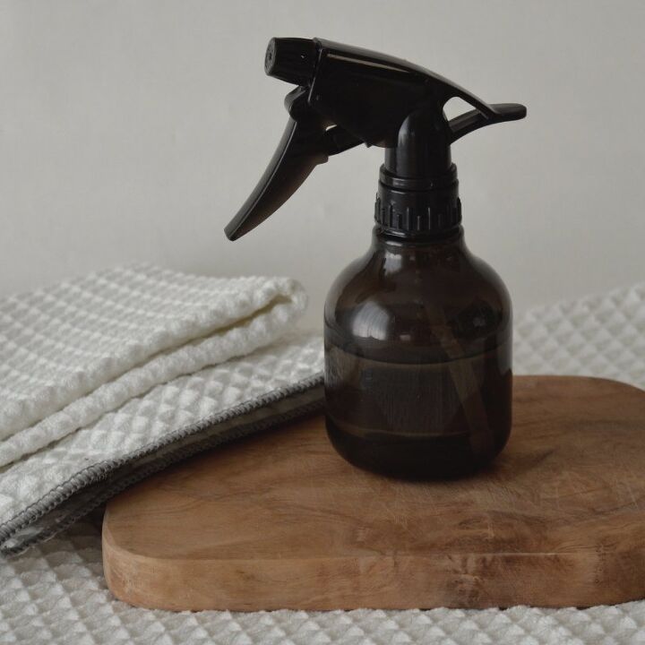 How To Make a Dust Repellent Spray l Anti-Dust Spray DIY In 7 Easy Steps