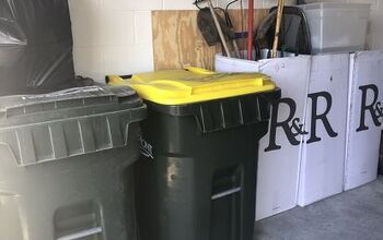  Limpe e organize ferramentas de jardim bagunçadas em sua garagem