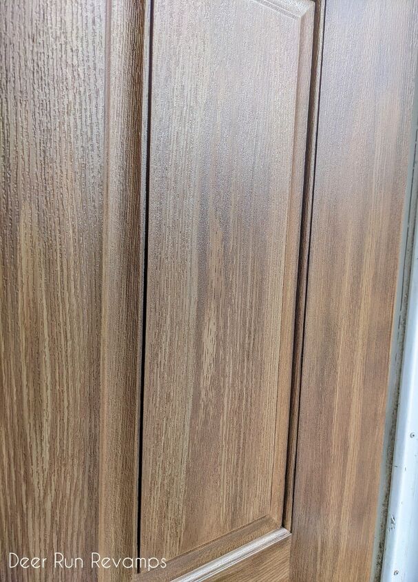 cambio de imagen de la puerta delantera usando madera lquida de la madera aburrida