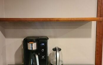 Cómo decorar una barra de café con un solo estante
