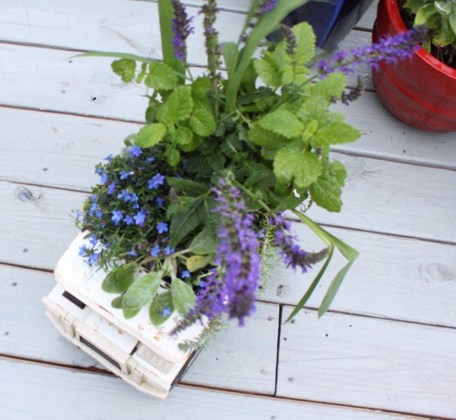upcycled vintage for your spring garden