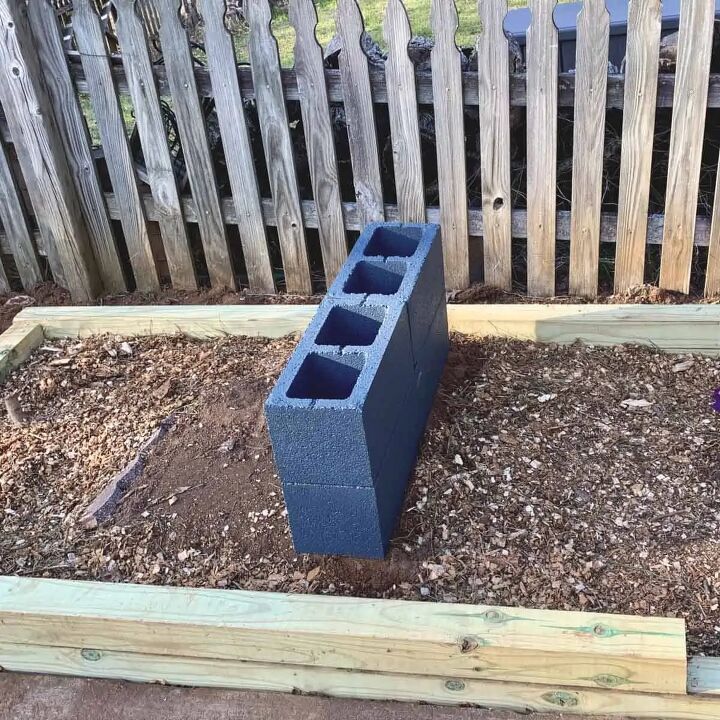 DIY cinder block bench