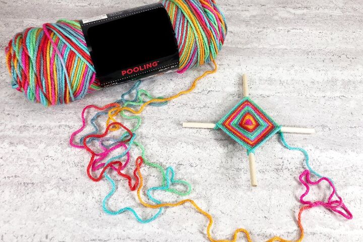 easy and colorful gods eye yarn craft