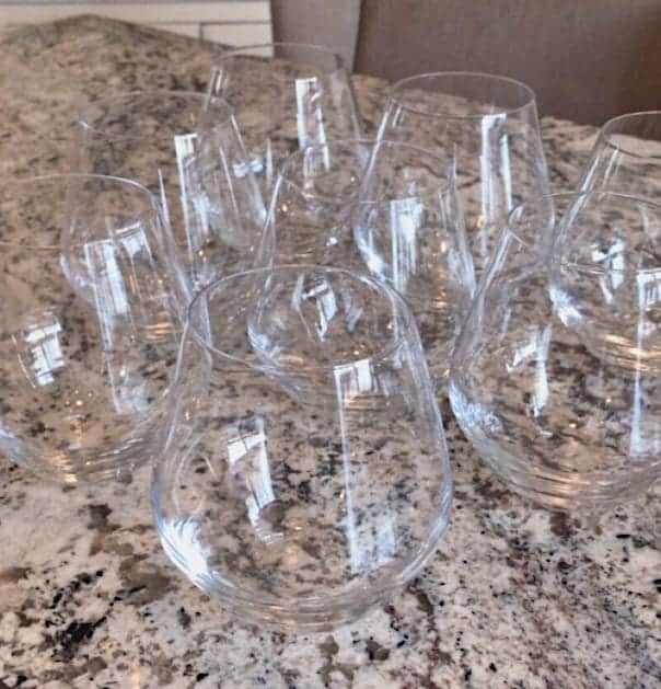 simple stemless wine glass centerpieces for tables