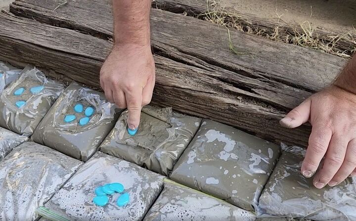 How To Make A Cobblestone Walkway For Cheap Hometalk how-to-make-a-cobblestone-walkway-for-cheap-hometalk